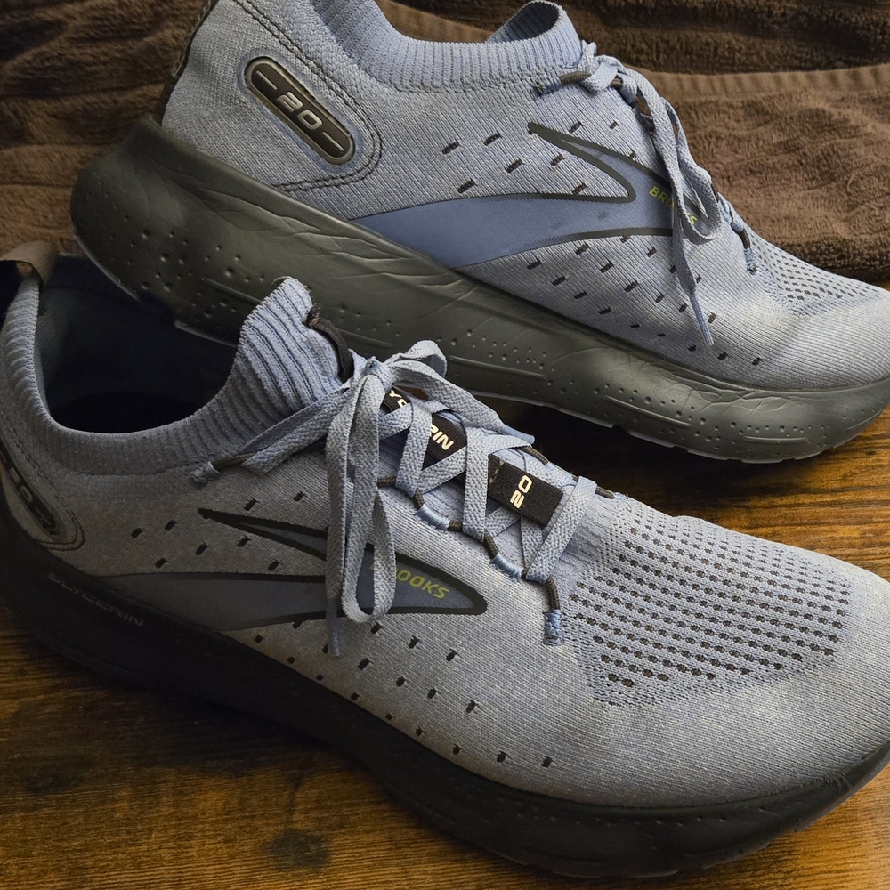 Brooks Running Sneaker